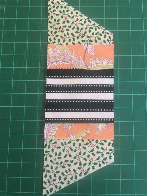 Ye Olde Sweatshop Grand Canal Scrap Quilt Border Tutorial Part