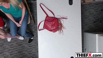 Two Foxy Sweety Thiefs Is Like A Jackpot XVIDEOS