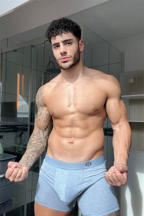 Handsome Bodybuilder Sexy Muscle Jock Hunk Hot Buff Alpha Male Man X Glossy Photo Poster Print