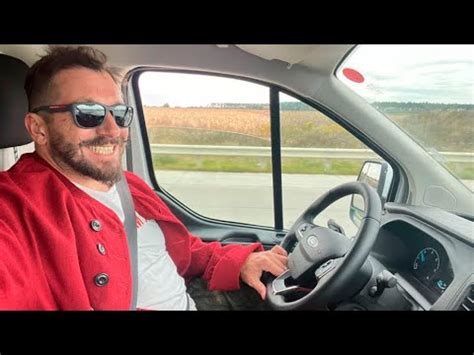 Чичваркин привёз медикаменты в Украину - YouTube