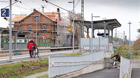 Bahnh Fe Entlang Der Riedbahn Werden Barrierefrei