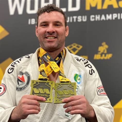 A Gazeta Delegado Do Es Conquista Medalha No Mundial De Jiu J Tsu Em