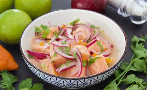 Ceviche de salmón hazlo paso a paso y muy fácilmente