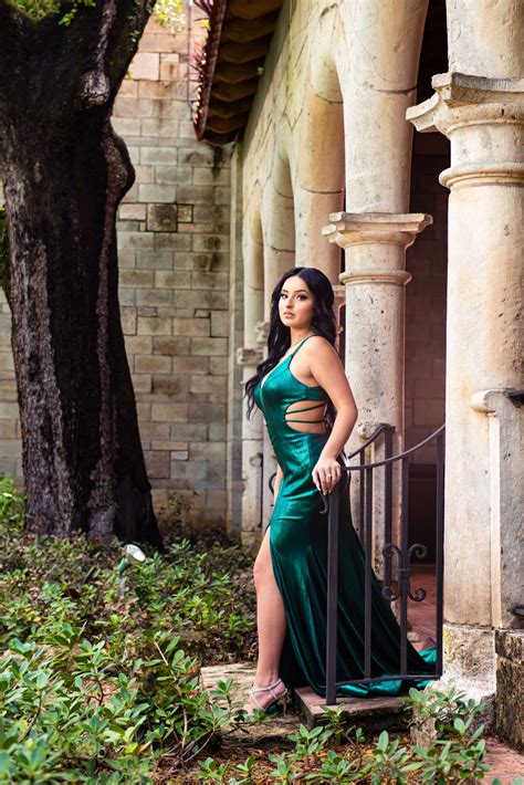 miami dress stores - Fashion Professional