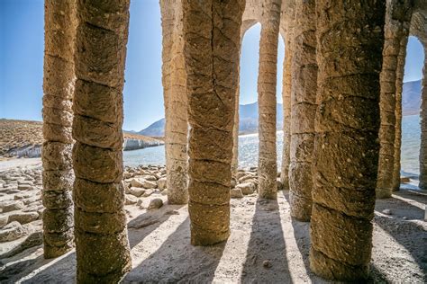 Crowley Lake Columns Californias Mysterious Natural Wonders