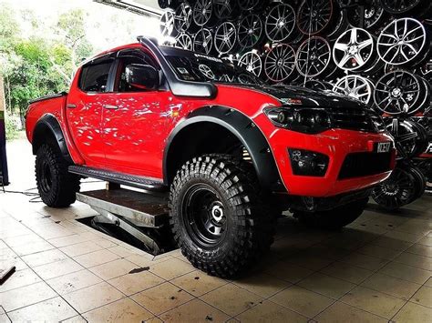 Mitsubishi Triton L200 Mitsubishi Pickup Triton 4x4 Mitsubishi