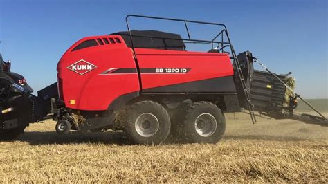 Deutz Fahr Ttv Warrior With Kuhn Sb Id Big Baler In France