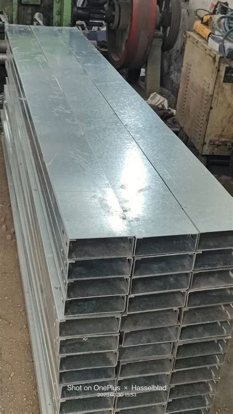 Stainless Steel Floor Electrical Cable Raceways For Industrial