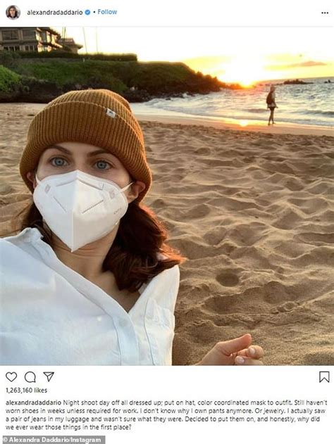 Alexandra Daddario Stuns In A Beige Bikini At The Beach With Her Costar Steve Zahn Daily Mail