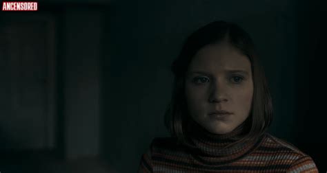 Eliza Rycembel Nude Pics Seite 1