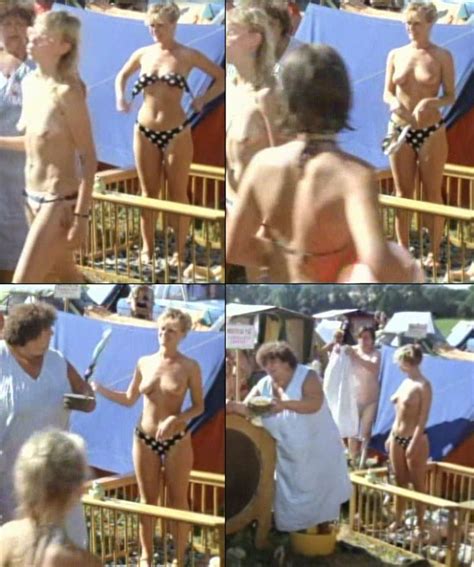 Naked Veronika Kánská in Slunce seno erotika