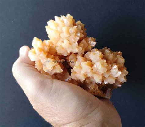 CALCITA NARANJA MINERALITUM Exclusive Minerals Tienda Minerales Online