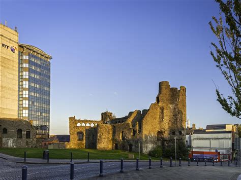 Swansea Castle (Cadw) | VisitWales