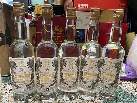 金門龍鳳藥酒 823金門高粱 戰役50週年紀念 紅 白標 隨便搭配 P9品酒網