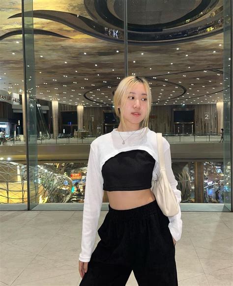 Thai Internet Celebrity Became Popular Because Of Too Much Resemblance Rosé Netizens It