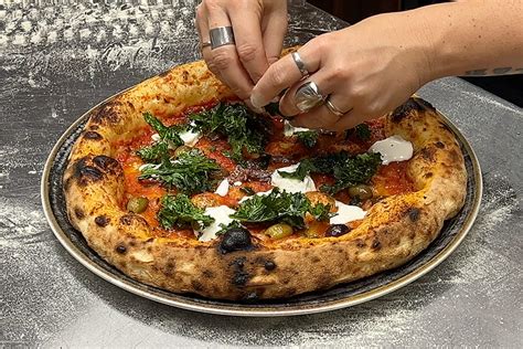 Pizza Napoletana Contemporanea Con Biga La Ricetta Definitiva