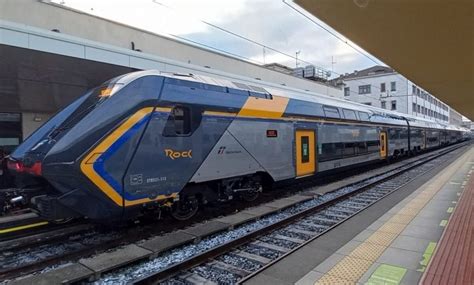 Arriva Il Quinto Treno Rock Trenitalia Sulla Tratta Torino Milana Mole24