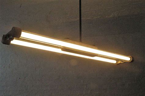 Industrial Fluorescent Ceiling Lights | Ralnosulwe