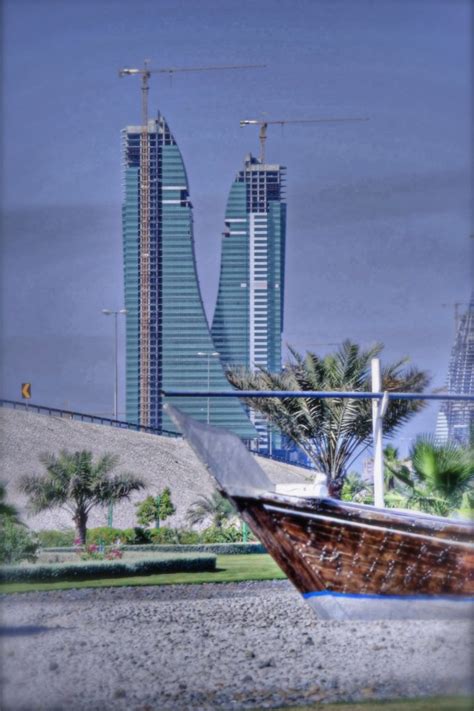 Bahrain Skyline | Page 4 | SkyscraperCity Forum