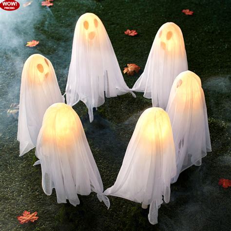 7 Outdoor Halloween Decor Ideas For Any Theme | LTD Commodities