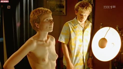 Dominika Kluzniak Nude Pics Page