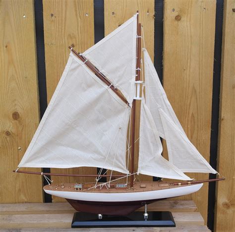 Authentic Americas Cup Columbia Model Yacht Boat Uk