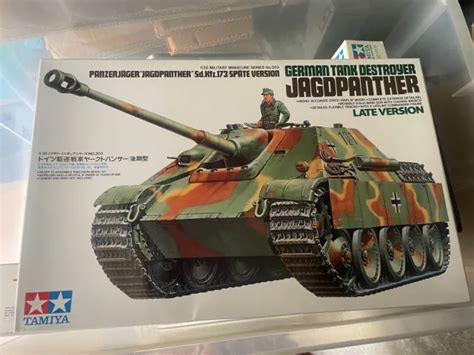 TAMIYA JAGDPANTHER GERMAN Tank Destroyer Model Kit 1 35 Scale Late