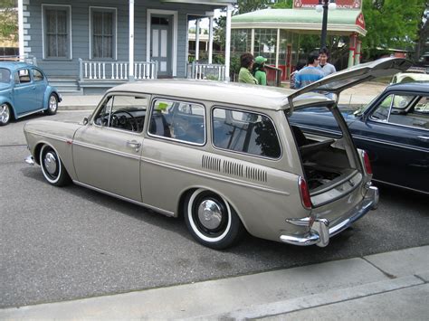 MIS COCHES DE ESCALA DE VOLKSWAGEN SQUAREBACK HOT WHEELS