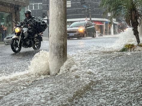 Deslocamento de frente fria eleva risco de novos temporais em São Paulo