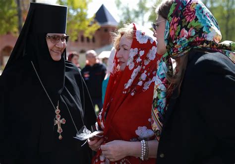 Узнайте где остановиться и переночевать при поездке в монастырь!