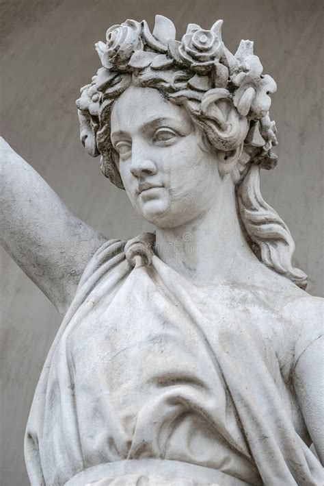 Statue Of Sensual Busty And Puffy Renaissance Era Woman In Circlet Of