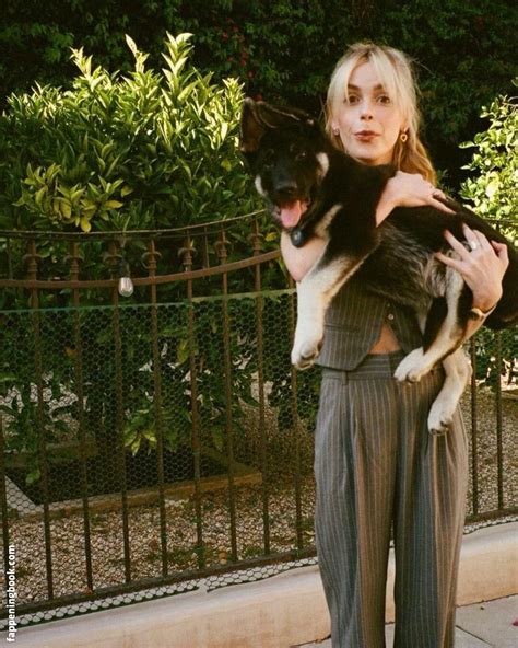 Kiernan Shipka Nude OnlyFans Leaks Fappening Page 6 FappeningBook