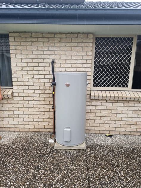 Rheem Electric 250ltr VE 3 6kw Electric Hot Water System Supply Install From Ipswich Hot Water