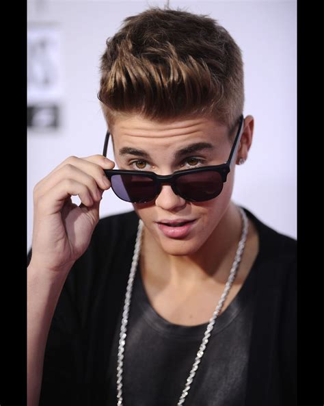 Photo Justin Bieber Sur Le Tapis Rouge Des American Music Awards Los