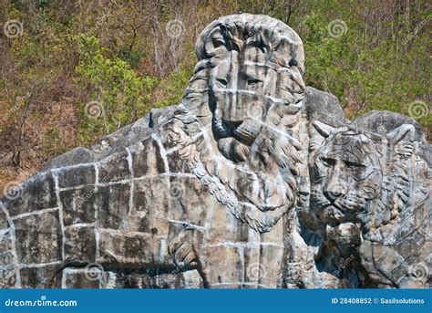 Lion Stone Sculpture Stock Photo Image Of Island City 28408852