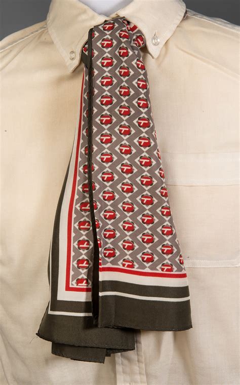 Scarf, Flight Attendant, Eastern Air Lines | National Air and Space Museum