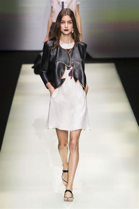 Emporio Armani Spring 2016 Ready To Wear Collection