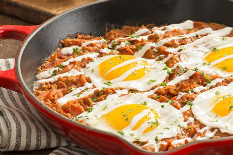 Refried Bean Chorizo And Tomato Skillet Bushs® Beans