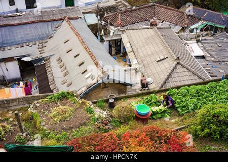 Residential Area In Seoul Stock Photo Alamy