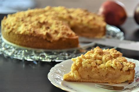 Apfel Streuselkuchen für Kaffeetafel Happi mit Silberschlappi