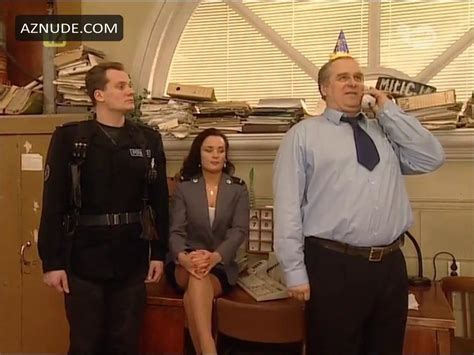 Posterunek Nude Scenes Aznude