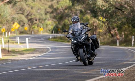 Honda NT1100 Review | Motorcycle Tests | MCNews