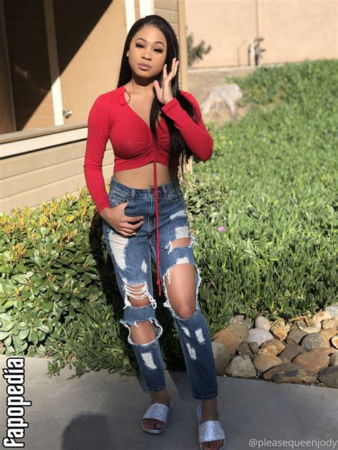 Officiallyariaa Nude OnlyFans Leaks Photo Fapopedia