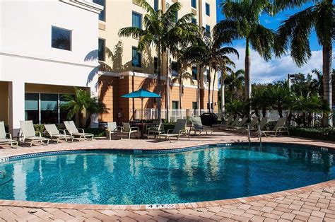 HAMPTON INN & SUITES COCONUT CREEK $90 ($̶1̶1̶2̶) - Updated 2022 Prices & Hotel Reviews - FL