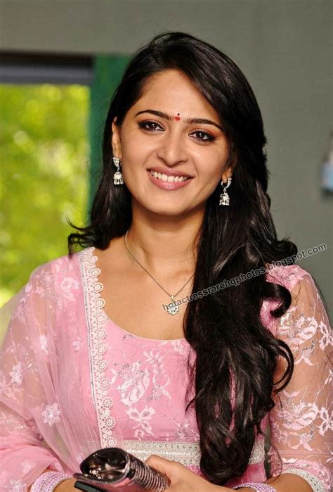 Hot Indian Actress Rare HQ Photos Telugu Actress Anushka Shetty Unreleased Beautiful Photos In