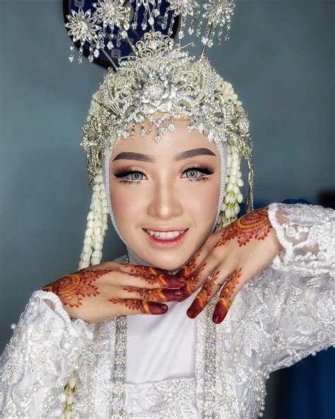 Selly Pratiwi (@selly_pratiwi2230) • Instagram photos and videos