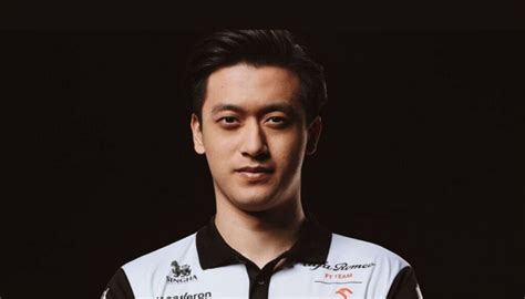 Guanyu Zhou chi è il pilota Alfa Romeo nella stagione F1 2022 MAM e