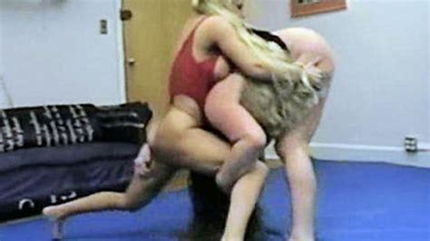 CatFight OverPowerment NAKED FEMALE WRESTLING Clips4sale