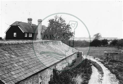 Photograph Of Kiln Farm Barn South Of Stony Stratford 1972 Living