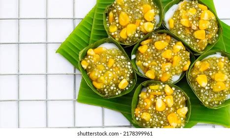 8,532 Thai Dessert Coconut Pudding Sweet Images, Stock Photos & Vectors ...